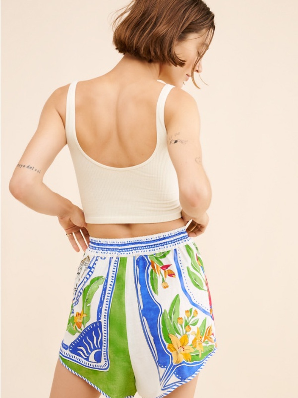 FARM Rio Multicolor Tropical Parrot Print Drawstring Shorts  missing tassels - Picture 3 of 4